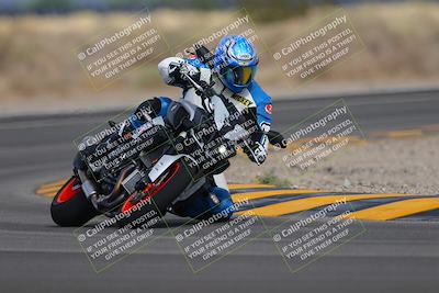 media/Sep-11-2022-SoCal Trackdays (Sun) [[81b7e951af]]/Turn 16 (945am)/